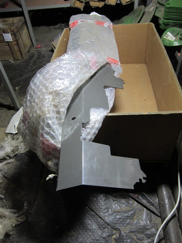 0009979981 0009979981 Щиток Claas