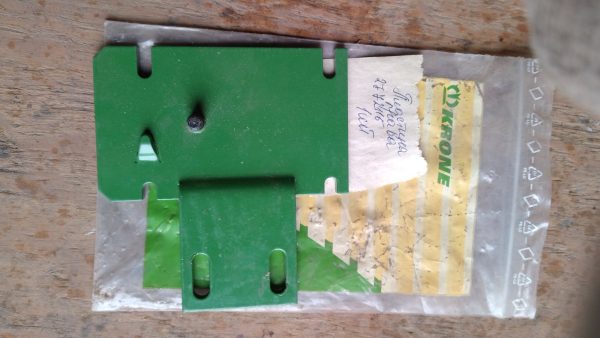 2772115 Пластина права KRONE 2772115 Пластина права KRONE