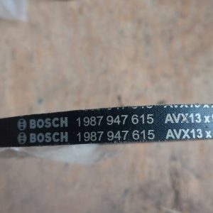 1987947615 Ремінь клиновий AVX 13х950 Bosch