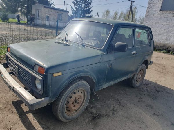 Автомобіль легковий ВАЗ-212140