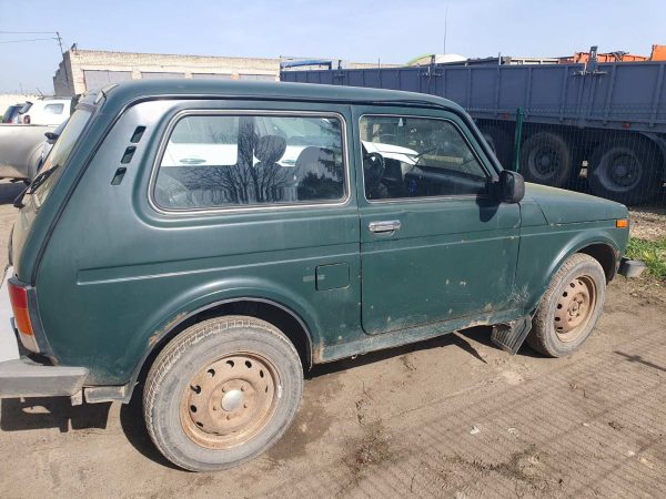 Автомобіль легковий ВАЗ-212140
