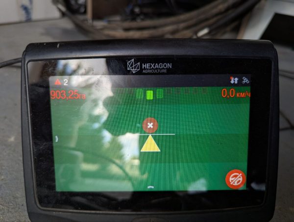 1. Система автоматичного водіння Ti7 GNSS L1+L2 RTK+3G гідравлічного типу SteerDirect Hydraulic (1801) 19 Система автоматичного водіння Ti7 GNSS L1+L2 RTK+3G гідравлічного типу SteerDirect Hydraulic