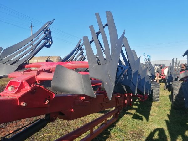 Плуг оборотний причіпний Gregoire Besson SPSF B9 8 корп, с.н. 724877