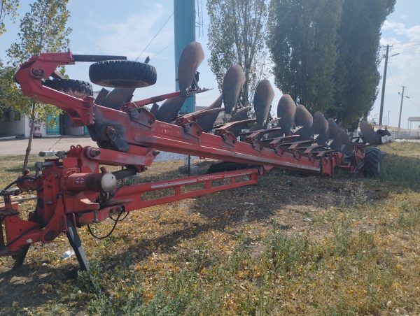 Плуг оборотний Gregoire Besson SPSL B9, 8+3