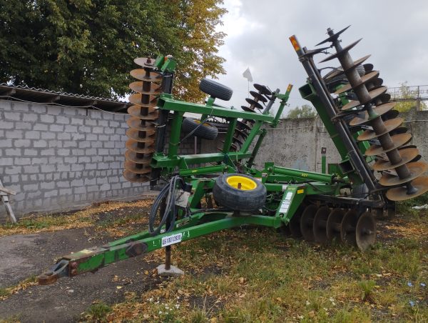 Борона дискова John Deere-637