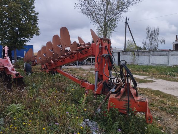 1726204983939 Плуг оборотний KUHN Challenger JO570, 8к