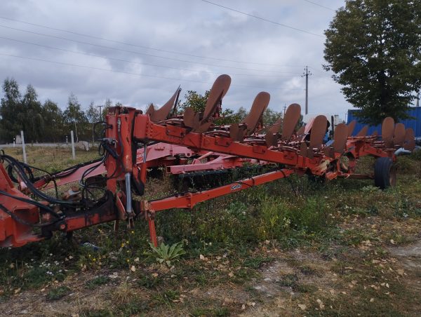 1726204983981 Плуг оборотний KUHN Challenger JO570, 8к