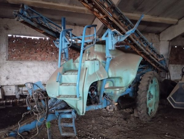 1733157302103 Обприскувач причіпний Berthoud Tracker-18