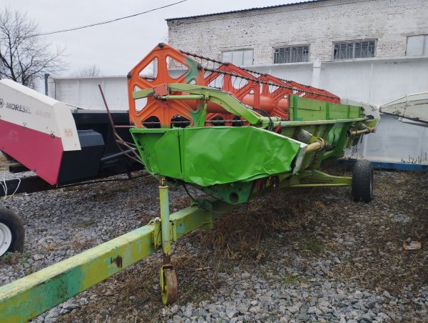 1738669516885 Жниварка зернова Claas Vario 750 (7,5 м)