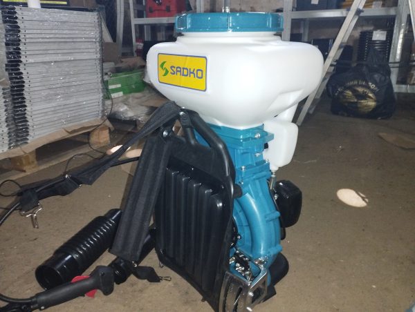 Бензиновий ранцевий обприскувач SADKO GMD-4214N