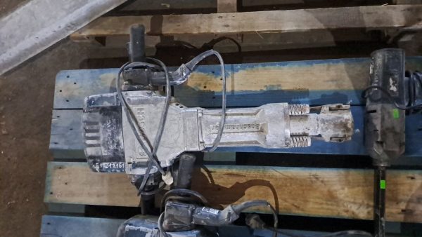 1745828401964 Відбійний молоток Bosch GSH 27 VC Professional