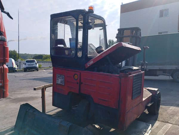 1750312287622 Навантажувач вилковий Moffett-RL35.3