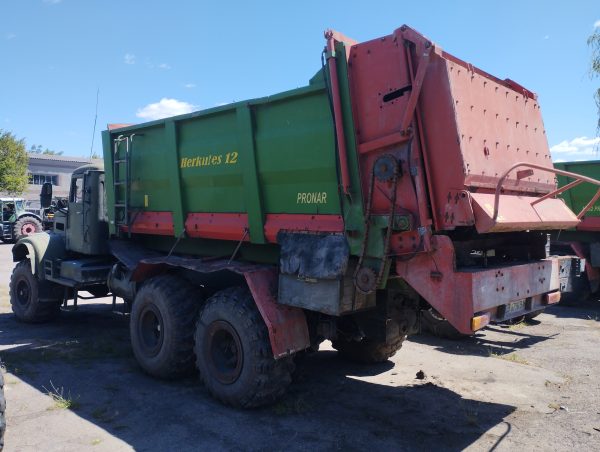 1751532950440 Розкидачі органічних добрив Herkules-Pronar 262