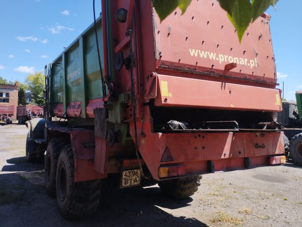 1751532950518 Розкидачі органічних добрив Herkules-Pronar 262