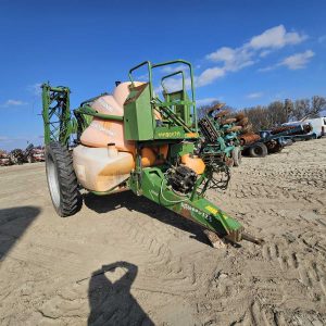 Обприскувач причіпний Amazone UX3200
