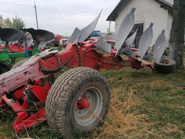 Плуг оборотний причіпний Gregoire Besson SPSF B9 8 корп, с.н. 721239
