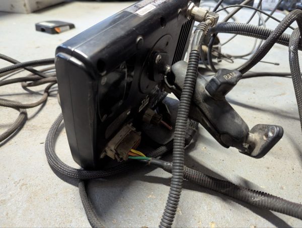 Система автоматичного водіння Ti7 GNSS L1+L2 RTK+3G гідравлічного типу SteerDirect Hydraulic