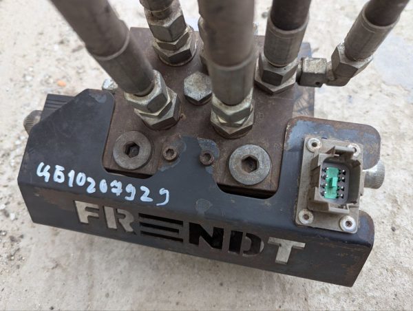 Система автоматичного водіння Ti7 GNSS L1+L2 RTK+3G гідравлічного типу SteerDirect Hydraulic