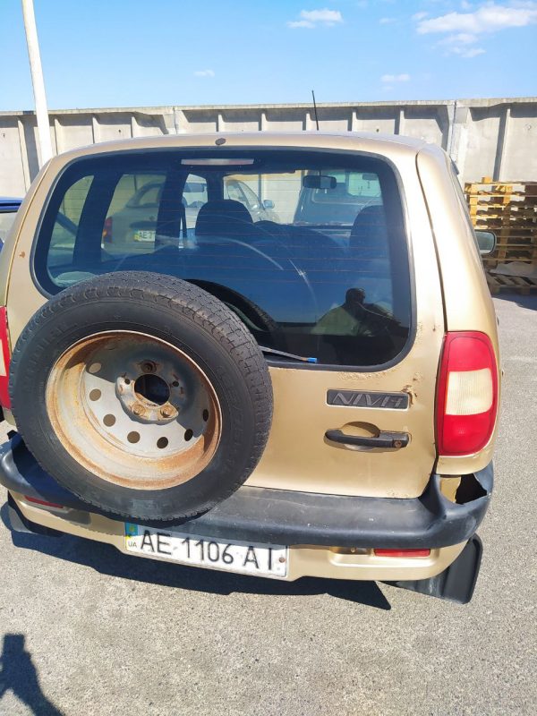 3E7C37BD-28B8-43E8-91F0-3BC90EE855D0 Автомобіль Нива Шевроле (Chevrolet Niva) 21230L