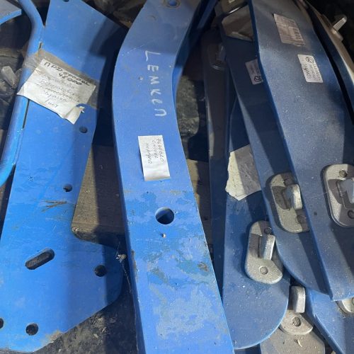 4644020 Стійка корпуса 35-800 80х35х712,5-1хD14 Lemken