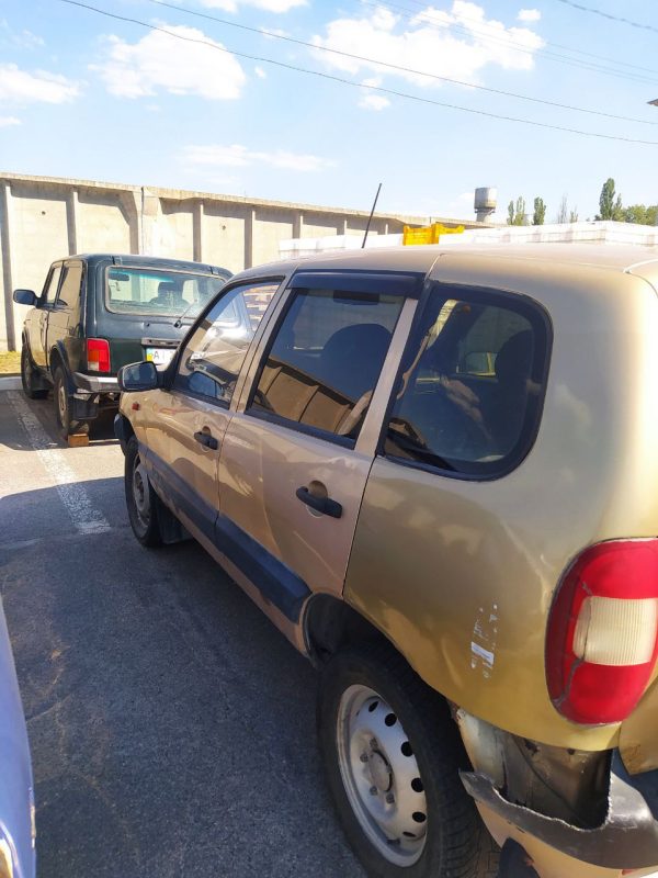 4B5EF1EF-F9F5-4792-B631-854F5439C6A7 Автомобіль Нива Шевроле (Chevrolet Niva) 21230L