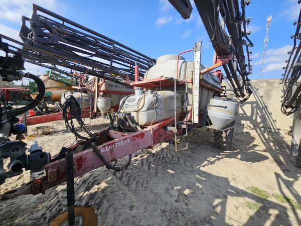 6. Обприскувач Top Air-24 №4877 1 Обприскувач причіпний Top Air TA 112-90