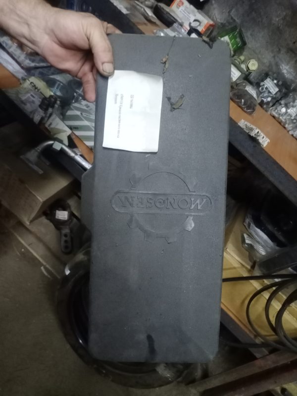 65009330 Кришка насіннєвого ящика Monosem 65009330 Кришка насіннєвого ящика Monosem