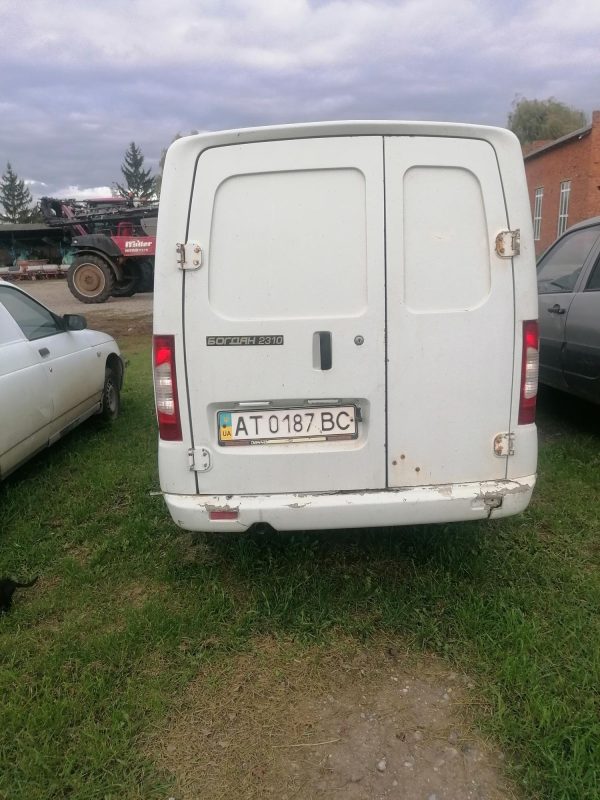 8. АТ0187ВС Автомобіль фургон малотонажний Богдан 23101 4 Автомобіль фургон малотонажний Богдан 23101