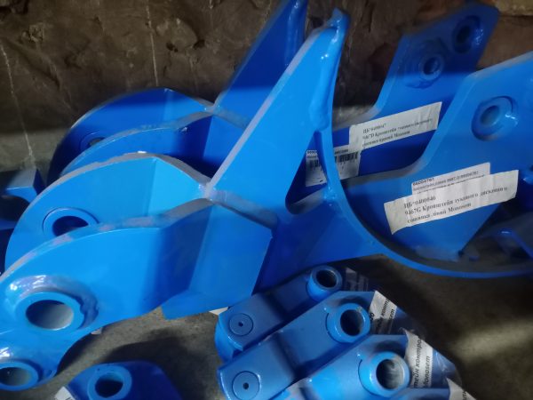 9467D Кронштейн тукового дискового сошника правий Monosem