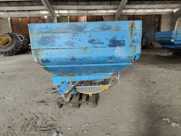 Розкидач мінеральних добрив Bogballe M3 Trais