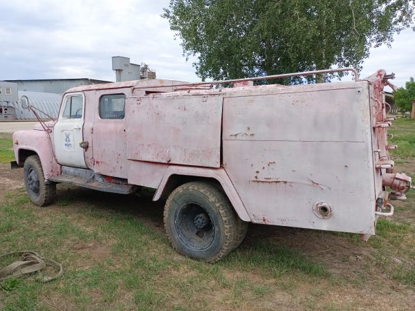 Автомобіль ГАЗ-52 пожежний