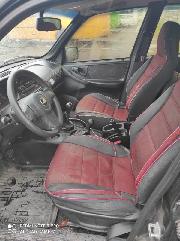 Легковий автомобіль Chevrolet Niva