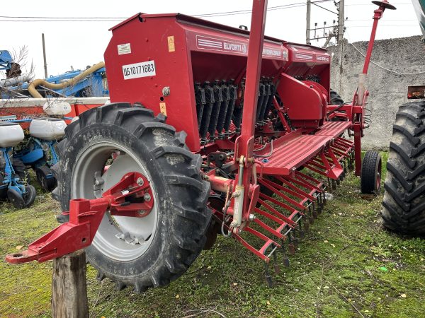 Сівалка зернова Астра Нова СЗ-4-06