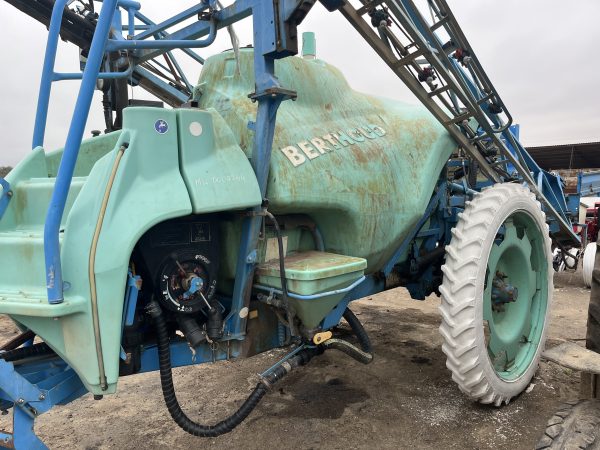 Обприскувач Berthoud Tracker-18