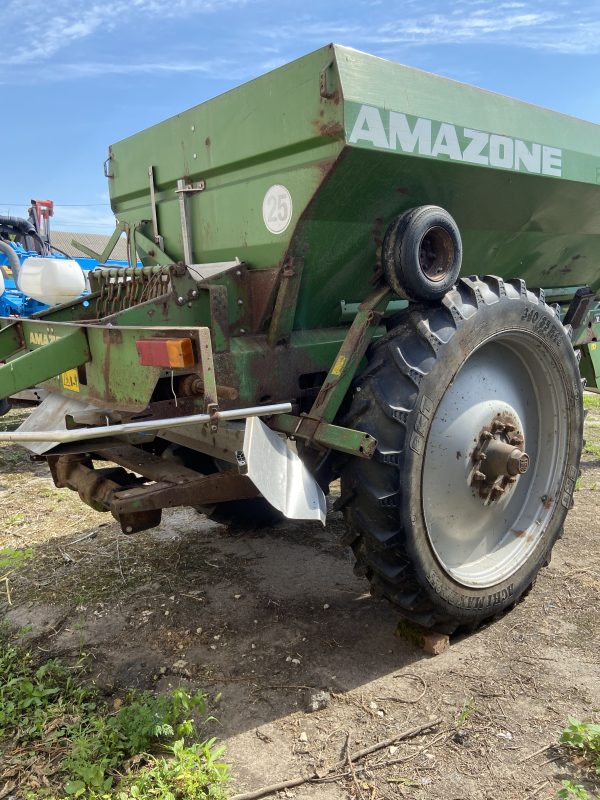 IMG_3298 Розкидач добрив Amazone ZG-36