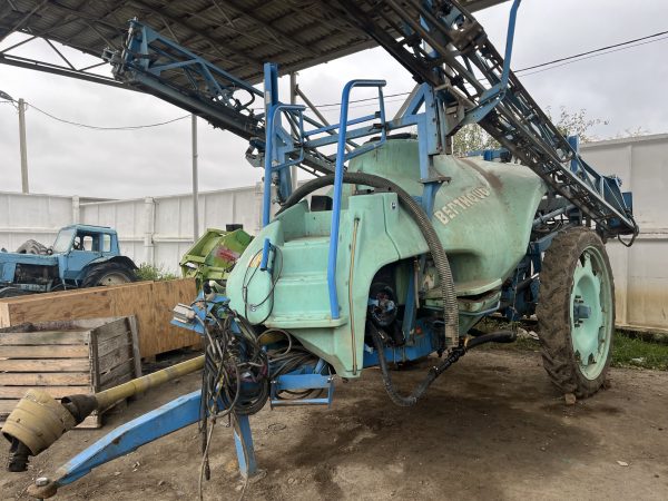 Обприскувач Berthoud Tracker-18