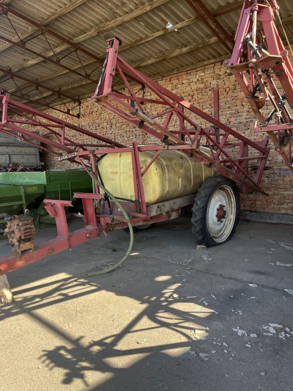Обприскувач причіпний Hardi Ranger -18