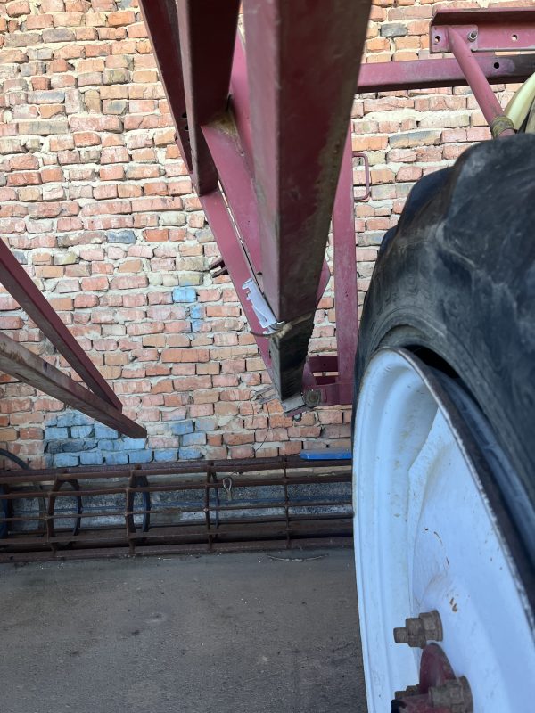 Обприскувач причіпний Hardi Ranger -18