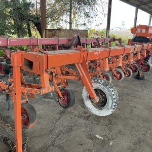 Культиватор просапний міжрядний КРНВ-5.6