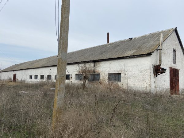 Продаж нежитлових приміщень (ферма) 10589,9м², 9,7592га, Черкаська обл