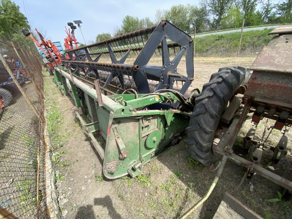 Жниварка John Deere 7,5
