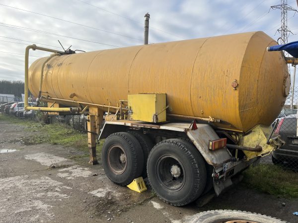 Напівпричіп-цистерна АЦ-22