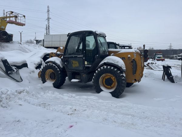 IMG_8485 Телескопічний навантажувач JCB 531-70 AGRI