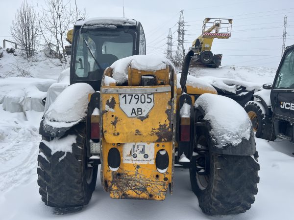 IMG_8491 Телескопічний навантажувач JCB 531-70 AGRI