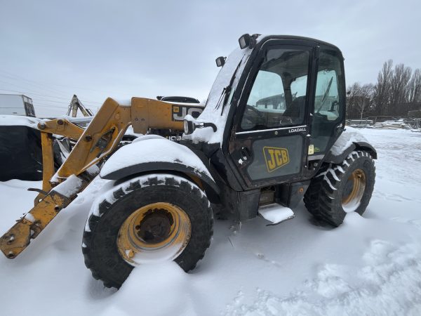IMG_8507 Телескопічний навантажувач JCB 531-70 AGRI