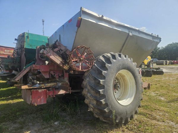 Розкидач добрив Bredal K105