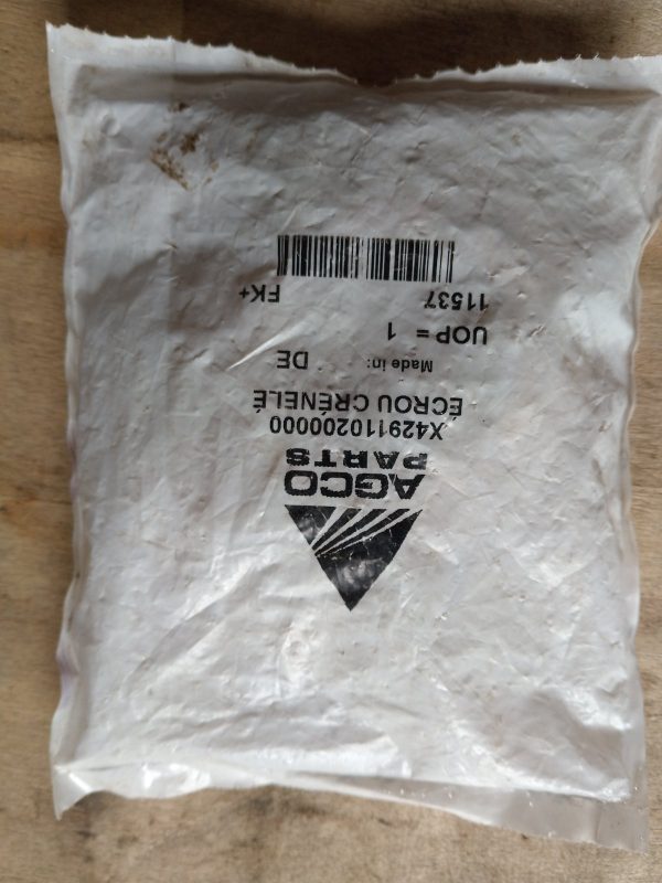 X429110200000 Гайка корончаста М39х1,5мм 17Н AGCO
