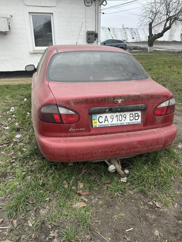 Автомобіль Daewoo Lanos