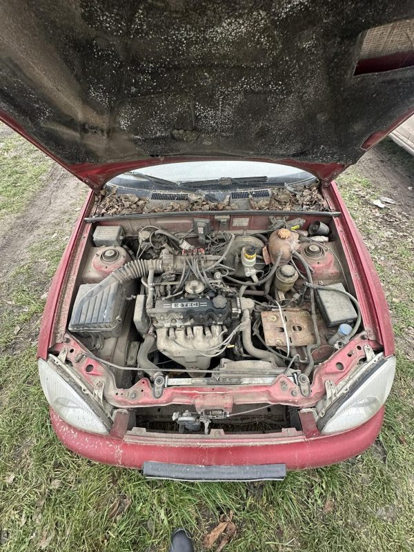 Автомобіль Daewoo Lanos