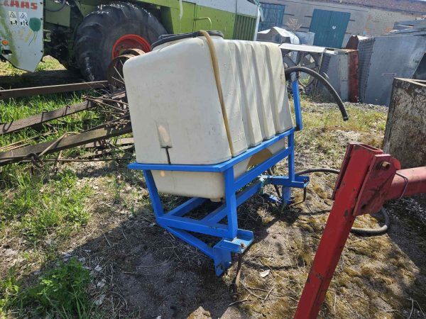 16. Обприскувач ЕКО-5,6 №10050061 1 Підживлювач навісний ЕКО-600